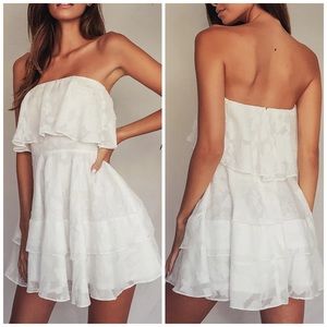 LULUS WHITE DRESS SIZE SMALL